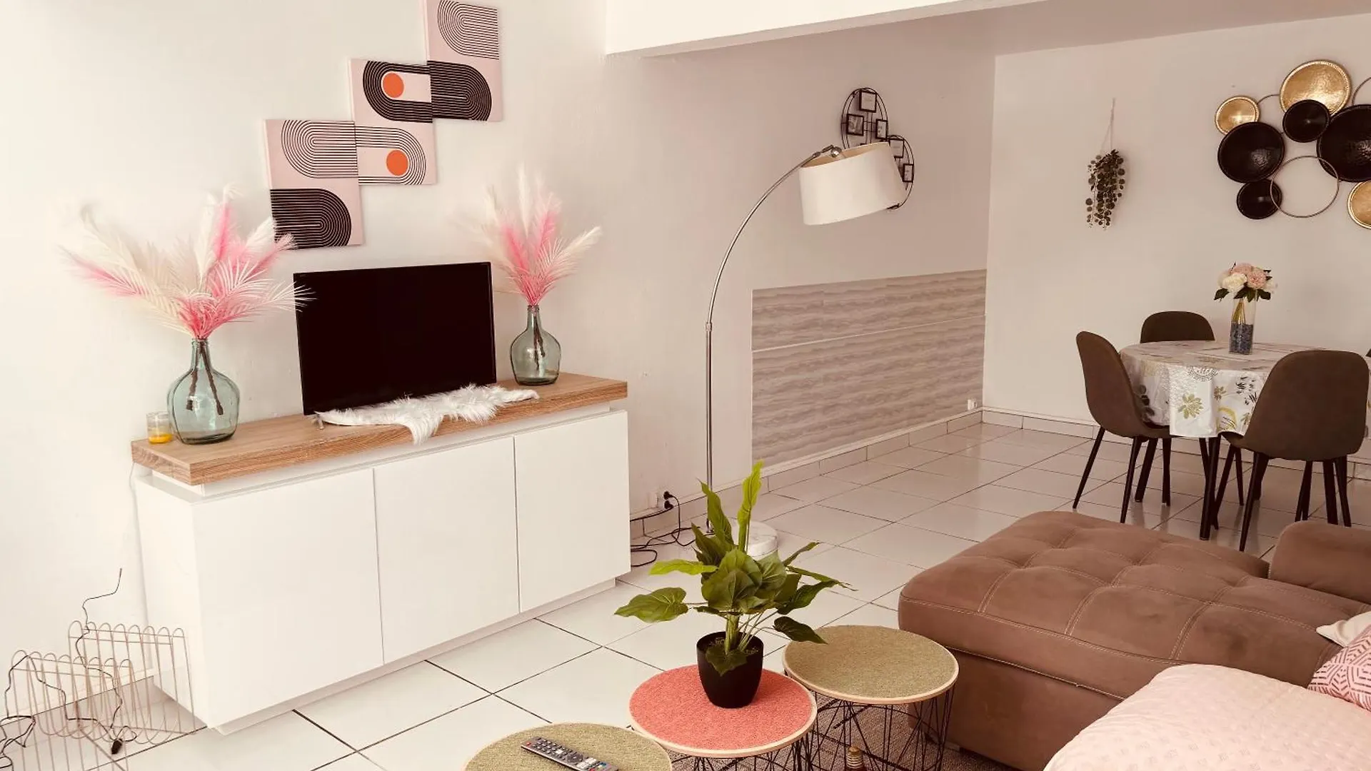 Villa Klytanly Le Robert Apartment